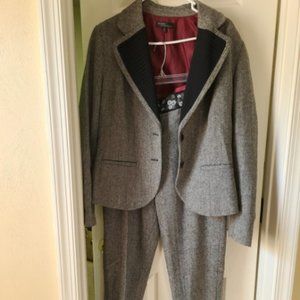 Sharagano Atelier Size 14 Pantsuit.